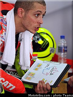 motogp_test_malaisie_2011_rossi_28.jpg
