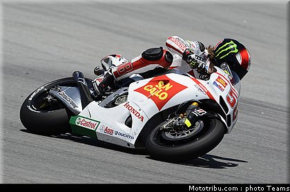 motogp_test_malaisie_2011_simoncelli_18.jpg