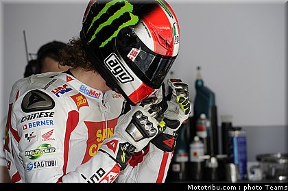 motogp_test_malaisie_2011_simoncelli_24.jpg