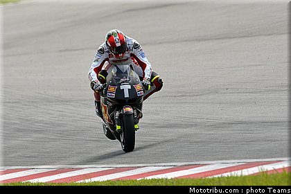 motogp_test_malaisie_2011_simoncelli_41.jpg