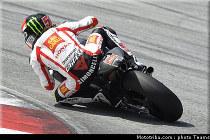 motogp_test_malaisie_2011_simoncelli_45.jpg