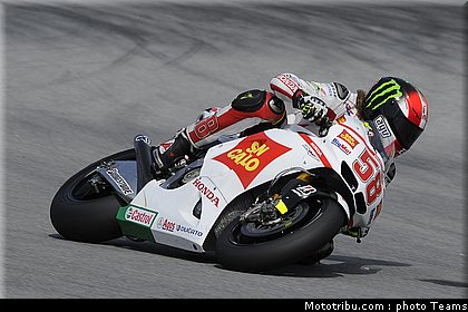 motogp_test_malaisie_2011_simoncelli_59.jpg