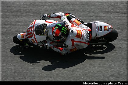 motogp_test_malaisie_2011_simoncelli_68.jpg