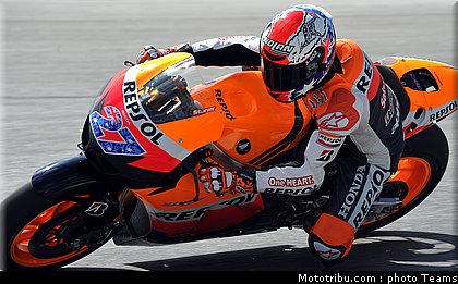 motogp_test_malaisie_2011_stoner_41.jpg