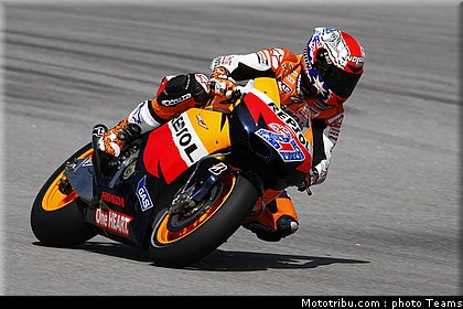 motogp_test_malaisie_2011_stoner_45.jpg