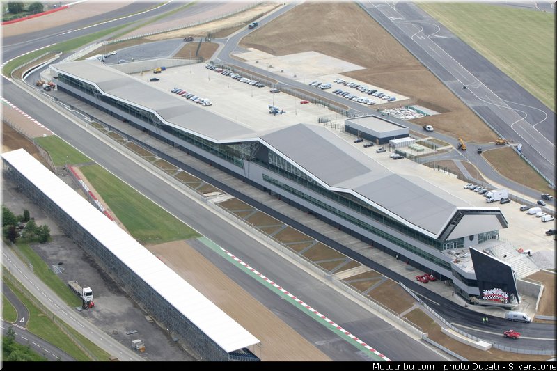 silverstone_2011_5