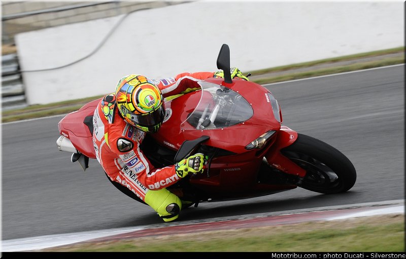 silverstone_2011_rossi_7