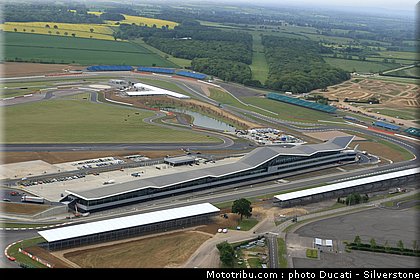 silverstone_2011_3.jpg