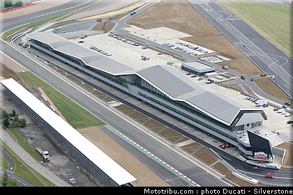silverstone_2011_5.jpg