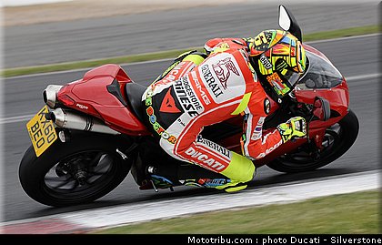 silverstone_2011_rossi_1.JPG