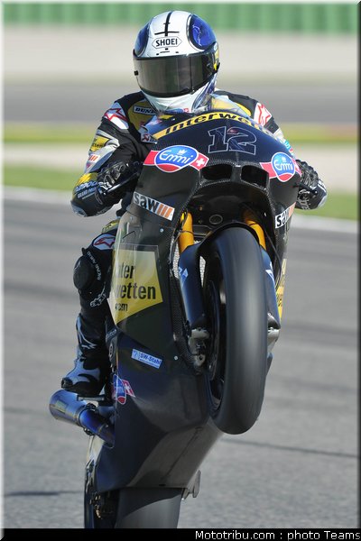 moto2_luthi_3_test_valence_2010