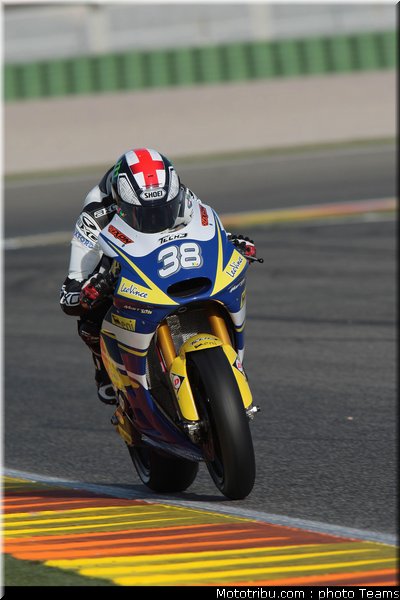 moto2_smith_18_test_valence_2010