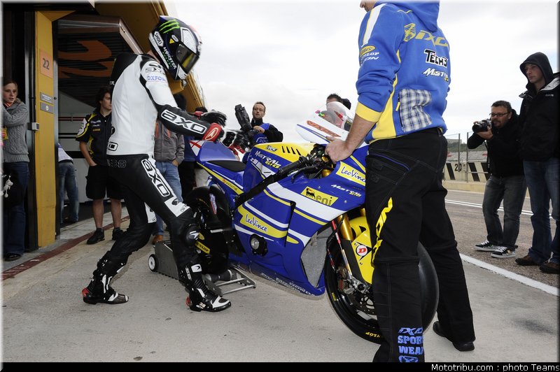 moto2_smith_24_test_valence_2010