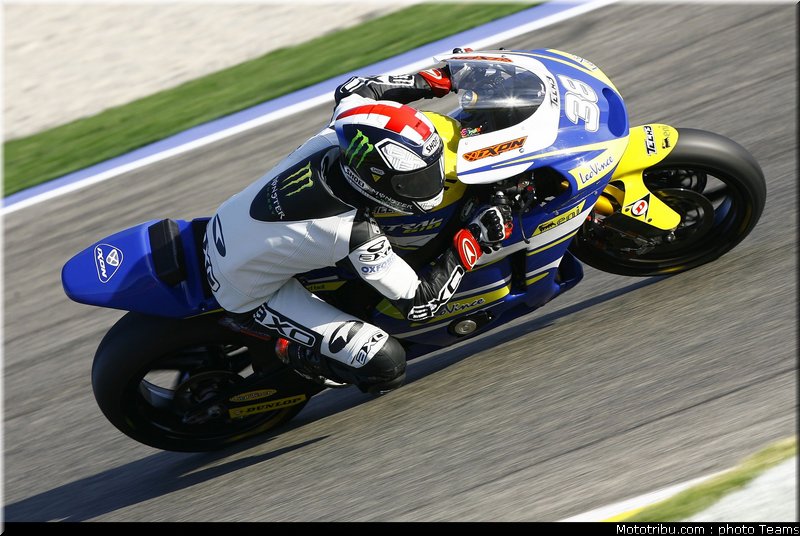 moto2_smith_37_test_valence_2010