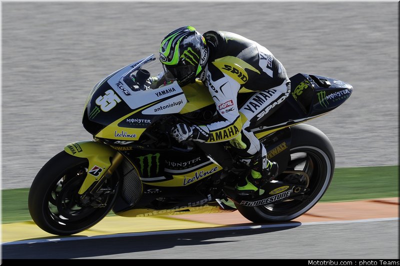 motogp_crutchlow_08_test_valence_2010