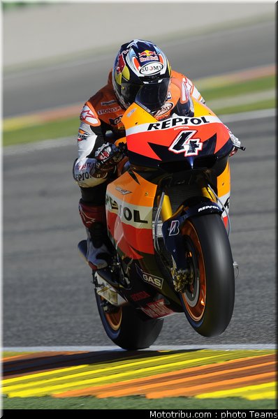 motogp_dovizioso_18_test_valence_2010