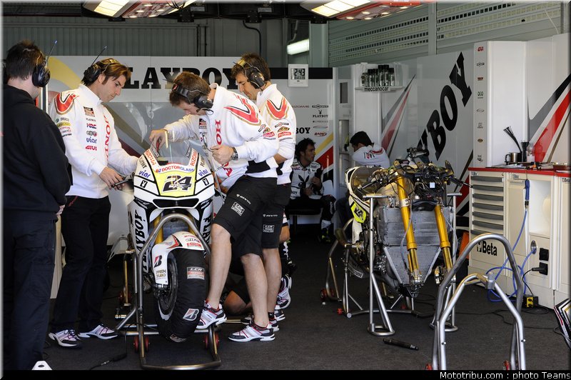 motogp_elias_24_test_valence_2010