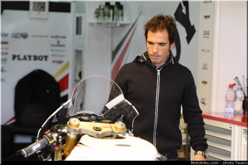 motogp_elias_28_test_valence_2010