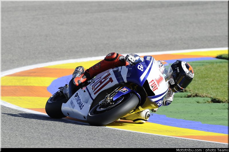 motogp_lorenzo_12_test_valence_2010