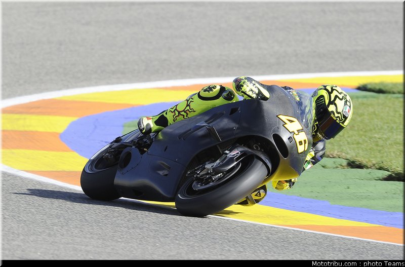 motogp_rossi_026_test_valence_2010