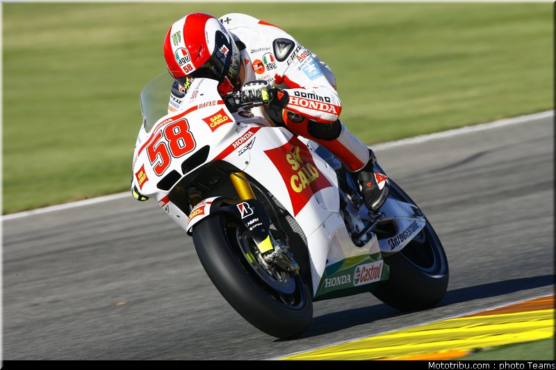 motogp_simoncelli_4_test_valence_2010