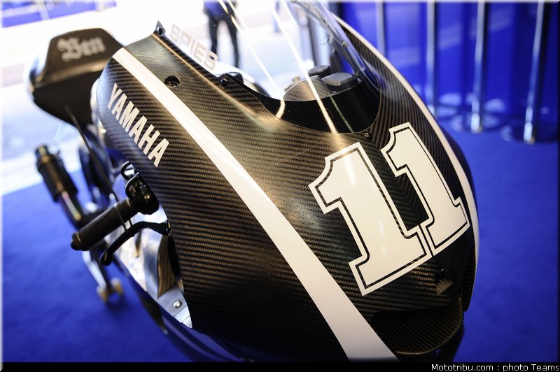 motogp_spies_06_test_valence_2010