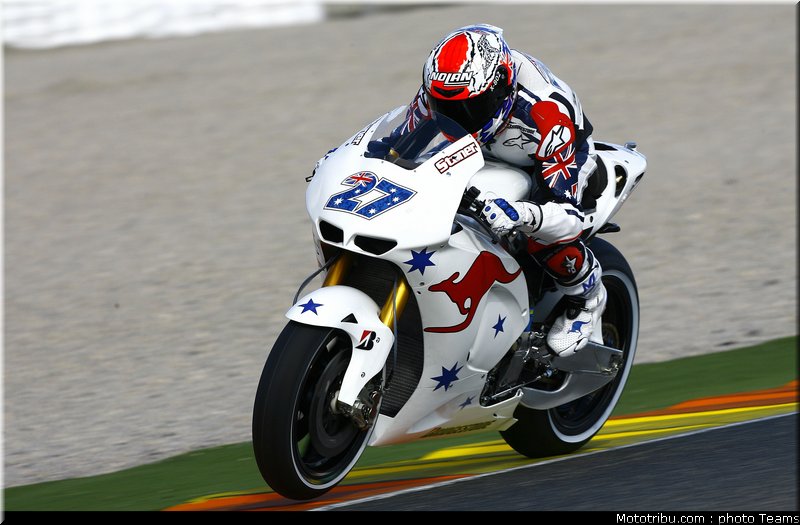 motogp_stoner_02_test_valence_2010