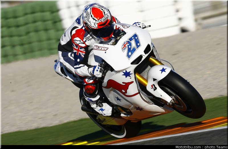 motogp_stoner_05_test_valence_2010