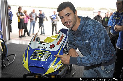 moto2_dimeglio_01_test_valence_2010.jpg