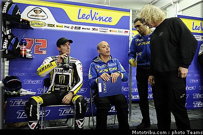 moto2_edwards_10_test_valence_2010.jpg
