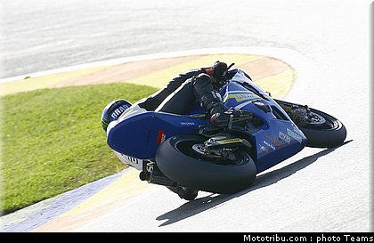 moto2_smith_33_test_valence_2010.jpg