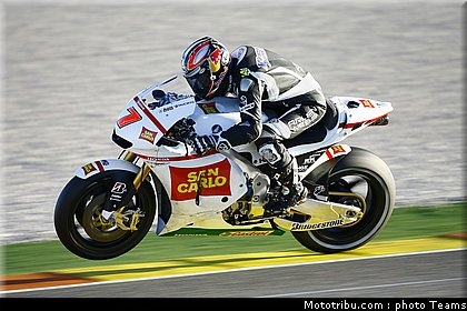 motogp_aoyama_2_test_valence_2010.jpg