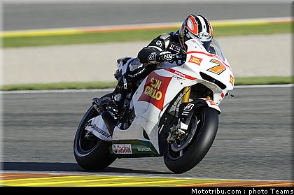 motogp_aoyama_8_test_valence_2010.jpg
