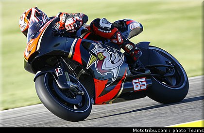 motogp_capirossi_01_test_valence_2010.jpg
