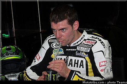 motogp_crutchlow_15_test_valence_2010.jpg