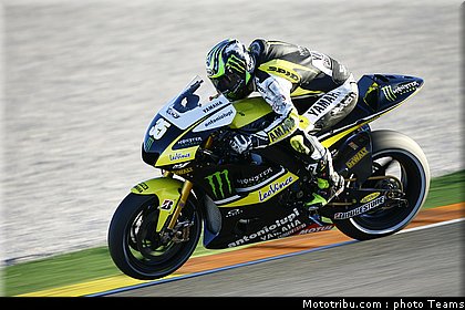 motogp_crutchlow_24_test_valence_2010.jpg