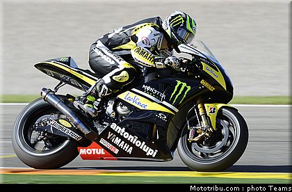 motogp_crutchlow_36_test_valence_2010.jpg