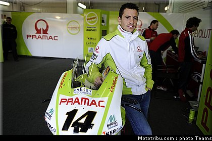 motogp_depuniet_4_test_valence_2010.jpg