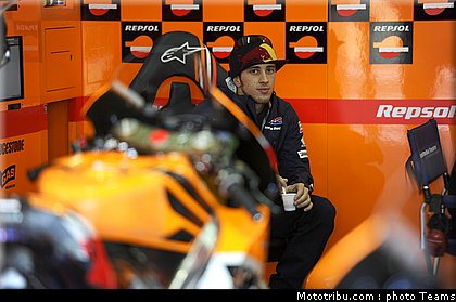 motogp_dovizioso_05_test_valence_2010.jpg