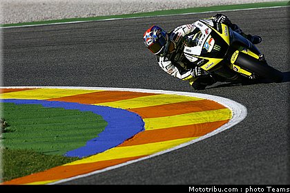 motogp_edwards_19_test_valence_2010.jpg
