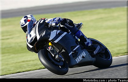 motogp_spies_04_test_valence_2010.jpg