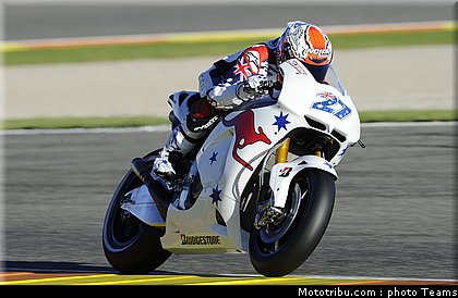 motogp_stoner_10_test_valence_2010.jpg