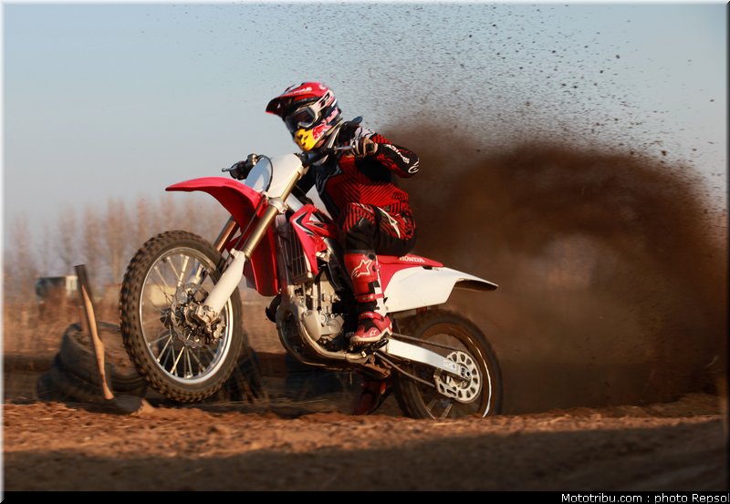 marc_marquez_cross_2012_015