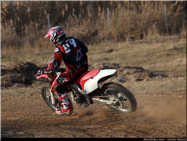 marc_marquez_cross_2012_018