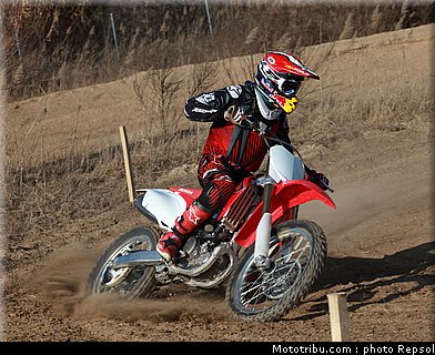 marc_marquez_cross_2012_004.jpg