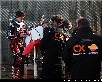 marc_marquez_cross_2012_006.jpg