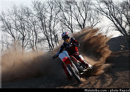 marc_marquez_cross_2012_008.jpg