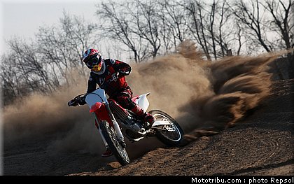 marc_marquez_cross_2012_010.jpg