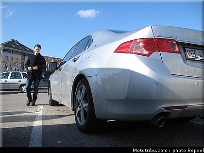 motogp_dani_pedrosa_au_naturel_en_suisse_2012_15.jpg