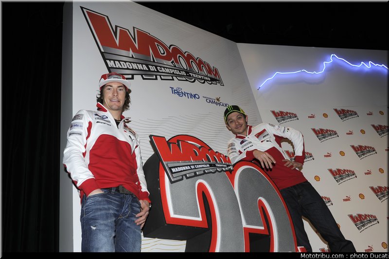 motogp_2012_ducati_vrooom_011